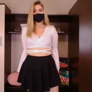 sexcityguide.com lushlurk livesex profile in shy cams