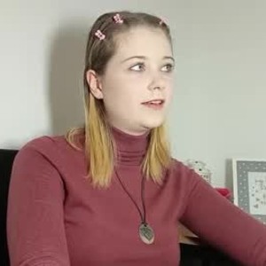 chaturbate lydiasunny webcam profile pic via glamcambabes.com