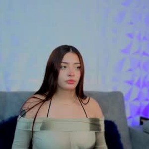 onaircams.com maddy1y_ livesex profile in latina cams