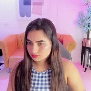 watchgirlcam.com maggy_t18 livesex profile in latina cams
