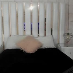 chaturbate maharacolens webcam profile pic via sexcam3d.net