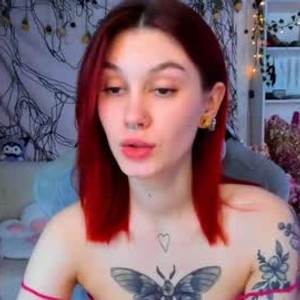 girlsupnorth.com malenerose livesex profile in redhead cams