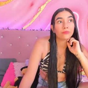 netcams24.com malory_jones_ livesex profile in anal cams