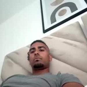 Cam boy manlikevee777