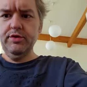 Cam boy manukuscheln