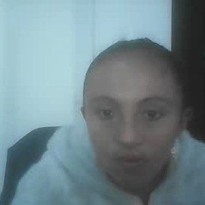 pornsexycams.com mariahernandez89 livesex profile in curvy cams