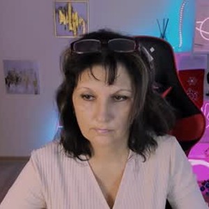 maturelivesexcams.com marta_quinn livesex profile in skinny cams