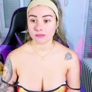 chaturbate martina_cox_ webcam profile pic via glamcambabes.com