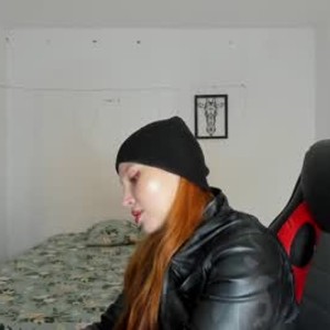 Camgirl is actually offline