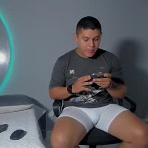 Cam boy maximussteel_