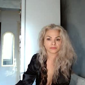 chaturbate mayalove2you Live mature Webcam Featured On maturelivesexcams.com