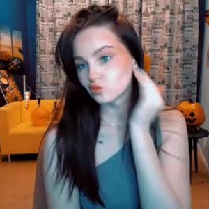 livesex.fan megancross96 livesex profile in skinny cams