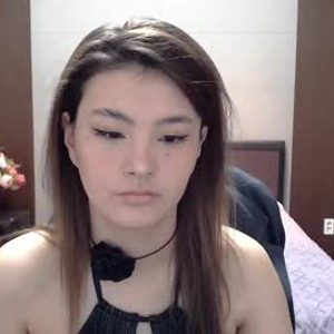 Camgirl is actually offline