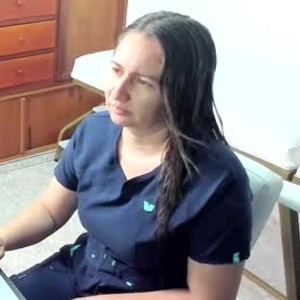 chaturbate mery_pretty webcam profile pic via pornsexycams.com