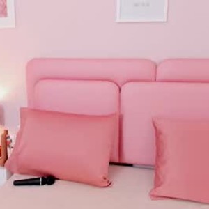 mega-camsex.com mia_yeager livesex profile in fuck cams