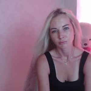 miablonde9 webcam livesex profile on livesexr.com