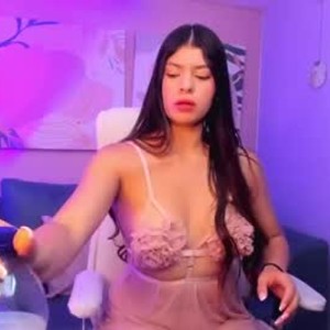 livesex.fan miadlucca livesex profile in shy cams