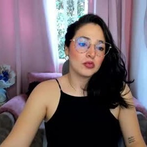 webcam-sexe.net miagill_ livesex profile in mistress cams