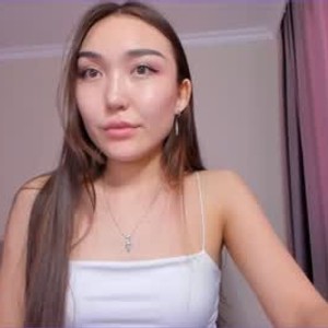 Camgirl is actually offline