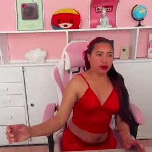 micaela_latinmomy