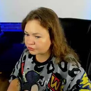 chaturbate miia_crystal webcam profile pic via myliveeroticcams.com