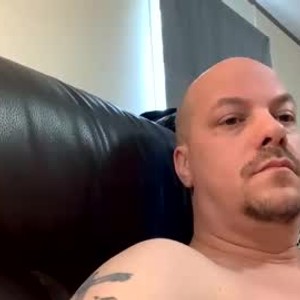 mikeylikesit2222 Live Cam