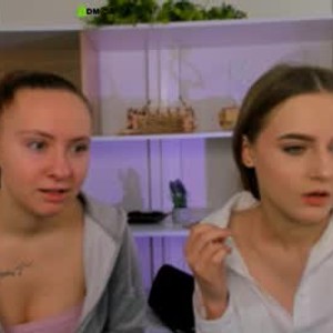 webcam-sexe.net mila_glow livesex profile in shy cams