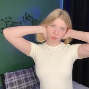 chaturbate mildredsanchez webcam profile pic via badgirlwebcam.com