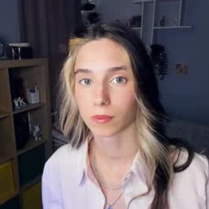 chaturbate misschaotic_ webcam profile pic via iluvcams.com