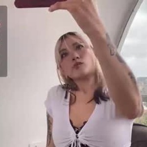 sleekcams.com missdomino livesex profile in tattoos-tattoo cams
