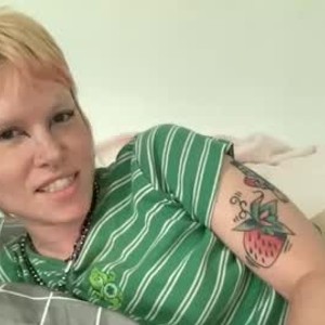 chaturbate missmarinamay webcam profile pic via sexcam3d.net