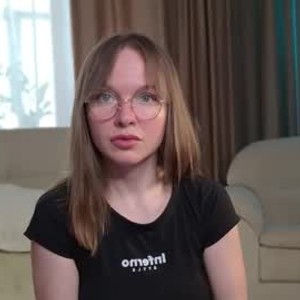 chaturbate misssvinka webcam profile pic via privat-livecam.com