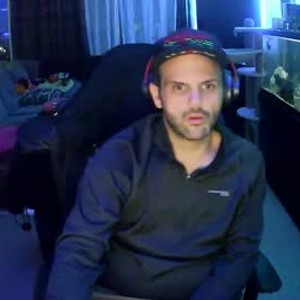Cam boy mmmarkmacd