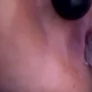 chaturbate molly_theslut webcam profile pic via glamcambabes.com