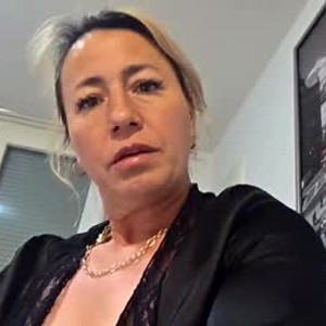 chaturbate monika_harperr webcam profile pic via mega-camsex.com