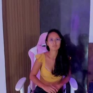 chaturbate moongirl_1 webcam profile pic via cam-performer.com