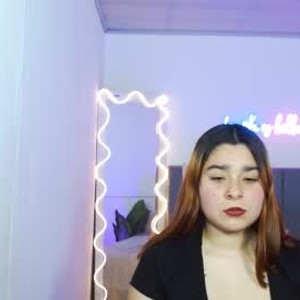 sleekcams.com nahomy_tay livesex profile in panty cams