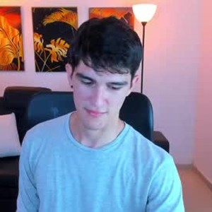 Cam boy naif__fummy