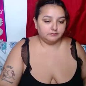 netcams24.com naomiquiin livesex profile in curvy cams