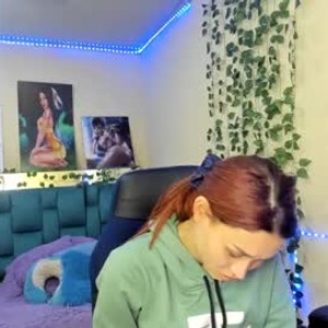 Cam Girl naomy777_