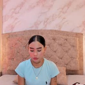elivecams.com nashira_69 livesex profile in skinny cams