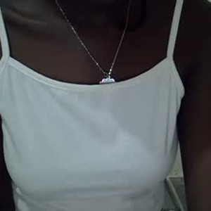 mega-camsex.com naughttrish22 livesex profile in make-it-rain cams