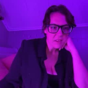 privat-livecam.com naughtylibrarianhazel livesex profile in pin-up cams