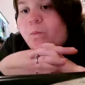 chaturbate naughtyslut2069 webcam profile pic via bestlivesexchat.com