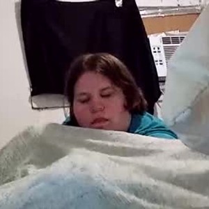 chaturbate naughtyslut2086 webcam profile pic via myliveeroticcams.com
