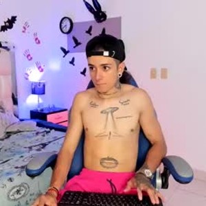 Cam boy nicolass_666