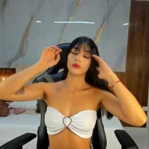 chaturbate nicolee19_ webcam profile pic via cam-performer.com