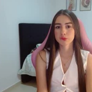 chaturbate nicoll_28 webcam profile pic via bestlivesexchat.com