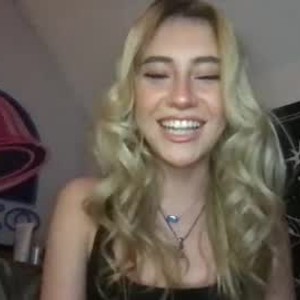 chaturbate nikki_dreammm webcam profile pic via amateursex-livecam.com