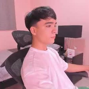 noah_big_cock_